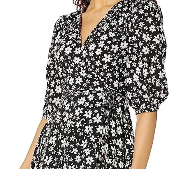 calvin klein black and white floral dress Calvin Klein Women's Black Floral Print High Low Dress Size 6 Sheer Sleeve Zipper Back